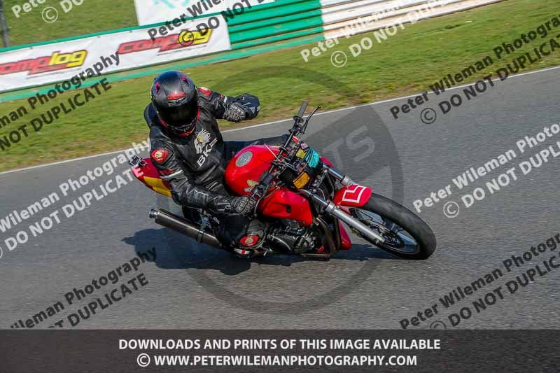 PJM Wedding Photography;enduro digital images;event digital images;eventdigitalimages;mallory park;mallory park photographs;mallory park trackday;mallory park trackday photographs;no limits trackdays;peter wileman photography;racing digital images;trackday digital images;trackday photos